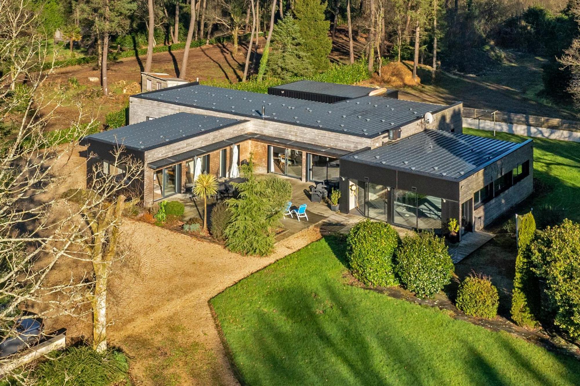 La Villa Des Legendes - Spa & Swimming Pool Sizun Eksteriør bilde